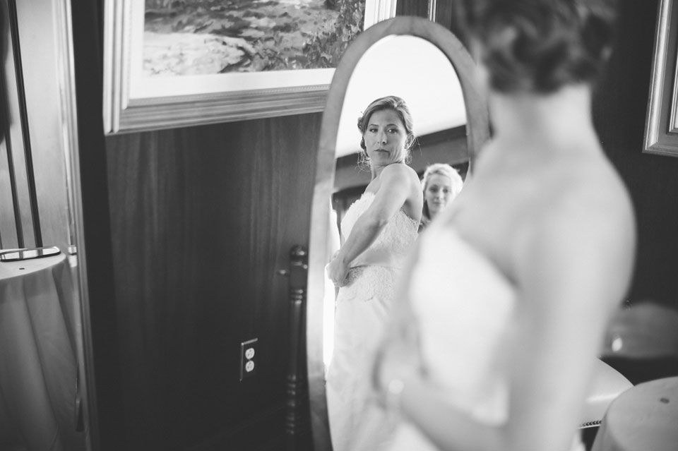 bride getting ready at point lookout