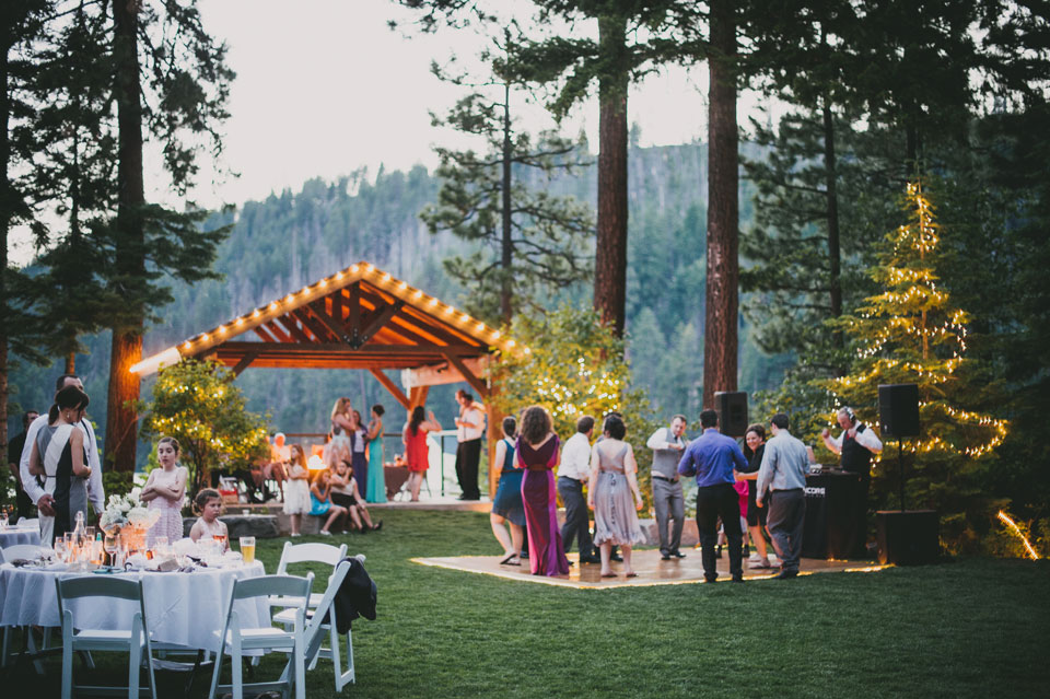 Lodge at Suttle Lake Wedding